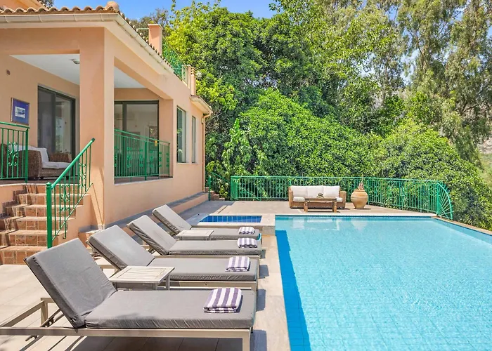 Vila Thymari Katelios