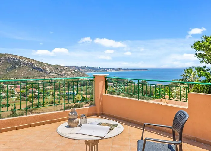 Thymari Vila Katelios