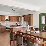 Thymari Villa *